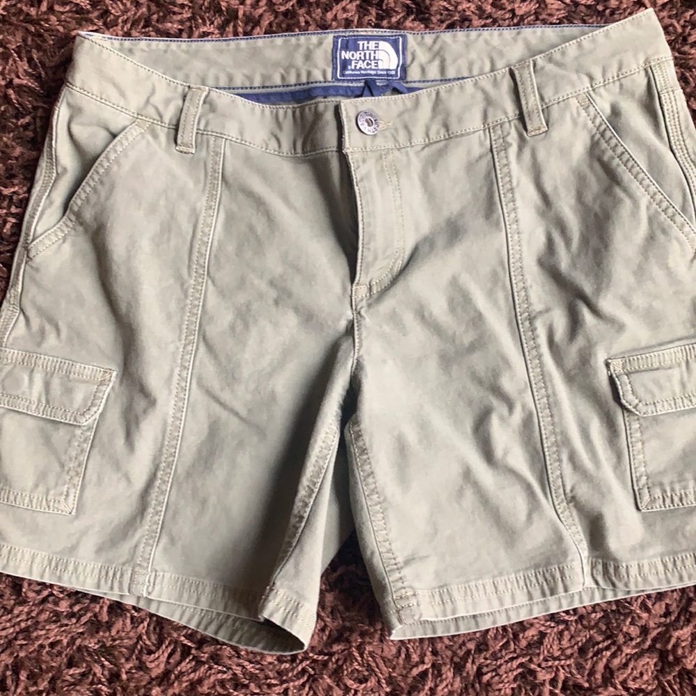 Limited time offer The Northface shorts sz 8